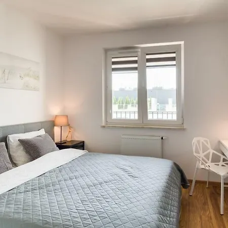 Apartment Best Rest Next To Schindler Factory Museum *